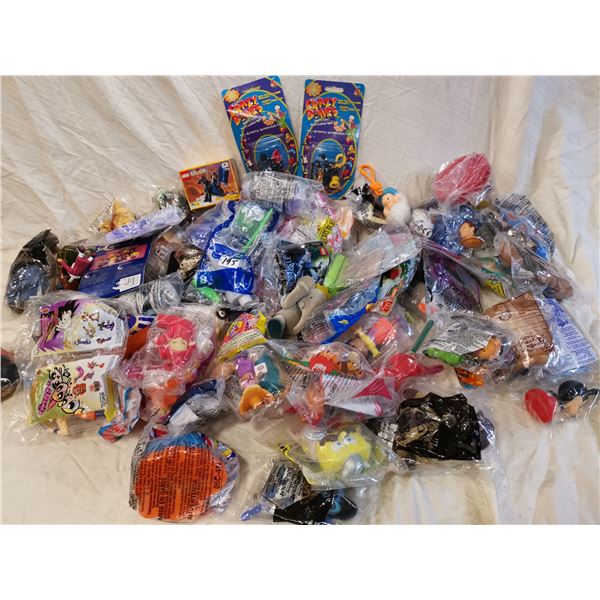 70 mixed toys for children, most sealed