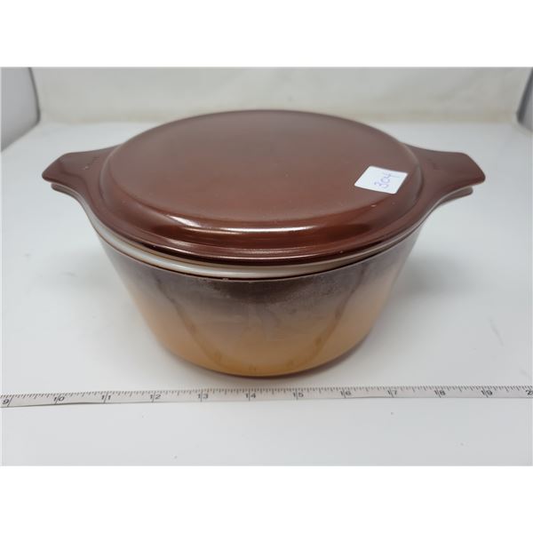 Pyrex casserole dish Schmalz Auctions