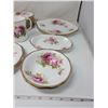 Image 2 : 33 pieces American Beauty Royal Albert