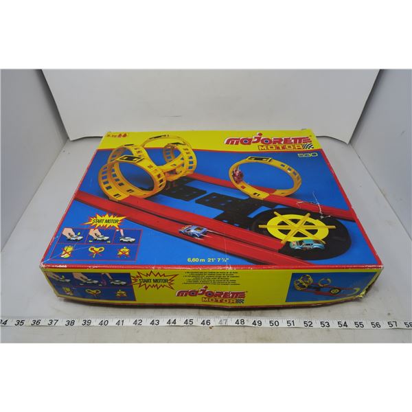Majorette Motor 530 Near Complete, has original cars, completely usable
