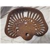 Image 2 : The rake cast iron antique seat