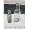 Image 1 : 2 pharmacy bottles