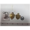 Image 2 : 4 vintage dog tags 1970-80's