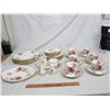 Image 2 : 36 Pieces of Royal Albert American Beauty 6 place setting no damage