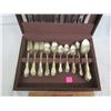 Image 2 : 48 piece Oneida Silver Ware Set With Box
