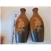 Image 2 : 903 TWO FAUX WOOD CERAMIC VASES