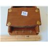 Image 3 : 913 VINTAGE WOODEN LETTER HOLDER