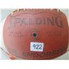 Image 4 : 922 VINTAGE CFL ENDORSED LEATHER FOOTBALL