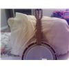 Image 4 : Banjo mandolin pre-1942 very good condition with case