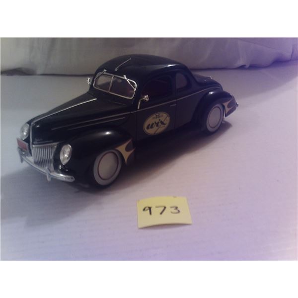1939 Ford Coupe wix filters 1:18 Maistro - rare