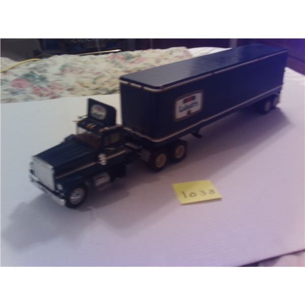 Old plastic Labatts beer truck about 26" long
