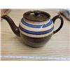 Image 3 : 6 cup "Brown Betty" teapot
