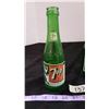 Image 2 : 2 X 7 OZ 7UP Bottles w/ Girl