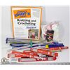 Image 1 : LOT OF 17 SETS OF KNITTING NEEDLES AND SUPPLIES