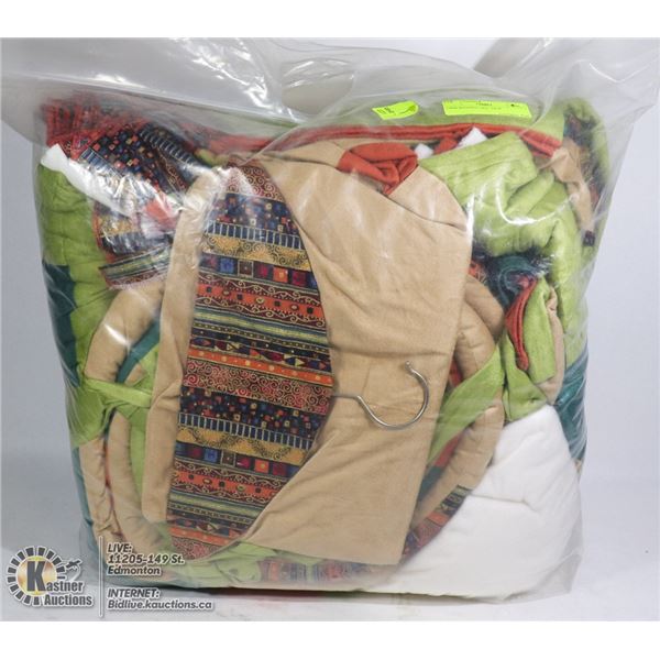 CRIB BEDDING SET- NEW