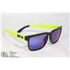 Image 1 : NEW SPY SUNGLASSES GREEN AND BLACK