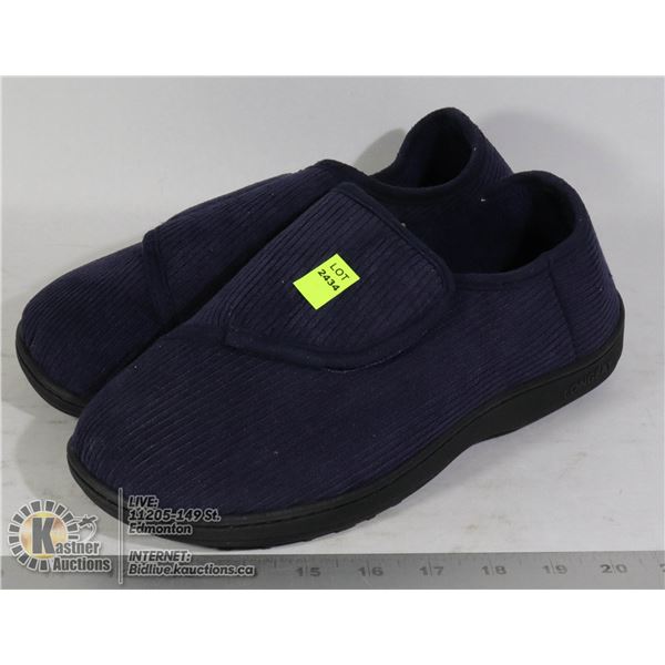 SIZE 9 VELCRO SLIPPERS