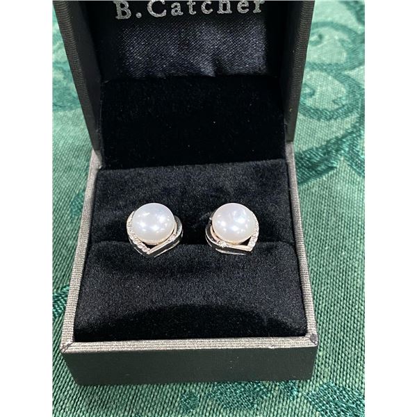 FRESH WATER PEARL EARRINGS