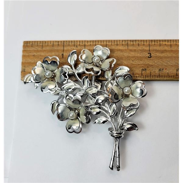 23)  VINTAGE BRUSHED MATTE AND SHINEY SILVER