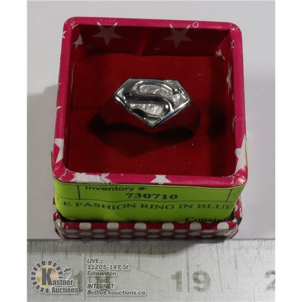 MALE FASHION RING IN BLUE BOX