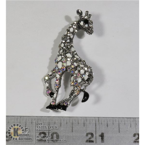 RHINESTONE GIRAFFE BROOCH