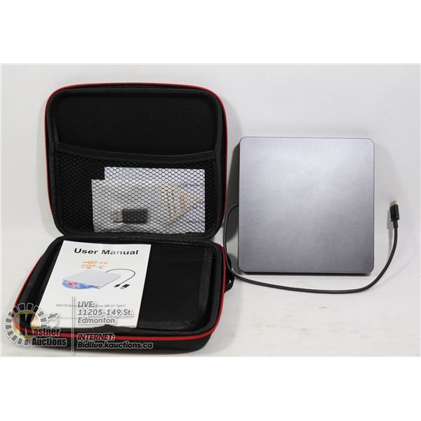 EXTERNAL DVD DRIVE WITH CARRYING CASE