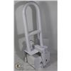 Image 1 : MEDICAL KING BATHTUB SAFETY RAIL