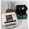 Image 1 : BETTY CROAKER WAFFLE & MUFFIN MAKER