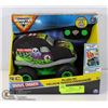 Image 1 : MONSTER JAM  GRAVE DIGGER PLUSH R/C TRUCK