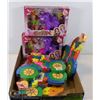 Image 1 : 5 WOODEN PUZZLES AND TWO DOLL SETS