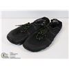 Image 1 : WATER SHOES SIZE 45
