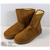 Image 1 : WOMENS BOOTS SIZE 43