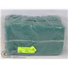 Image 1 : BUNDLE OF 12 GREEN PROFESSIONAL 100% COTTON WIPING/CLEANING TOWELS - PACK OF 12 - (16"X 27")
