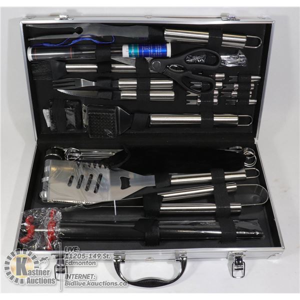 BBQ TOOL SET IN CASE