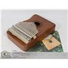 Image 1 : KALIMBA MUSICAL INSTRUMENT