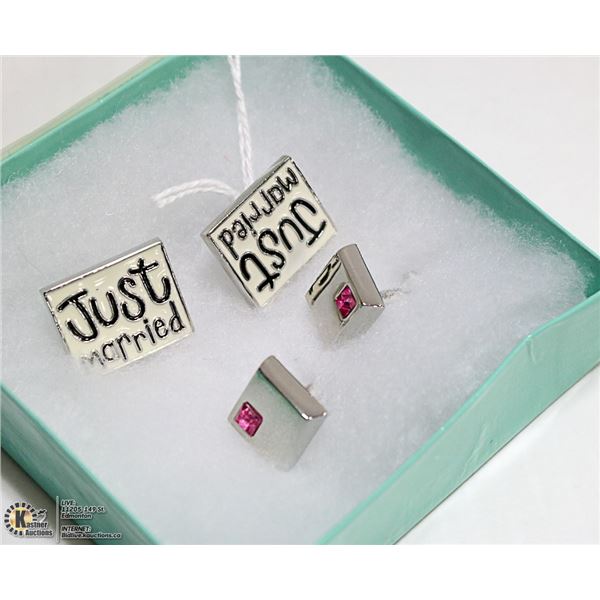 2 PAIRS OF CUFF LINKS "JUST MARRIED" PINK PRINCESS