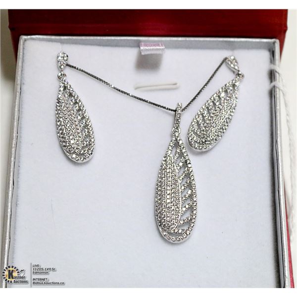 EARRING AND PENDANT/NECKLACE SET - NEW ( 8)
