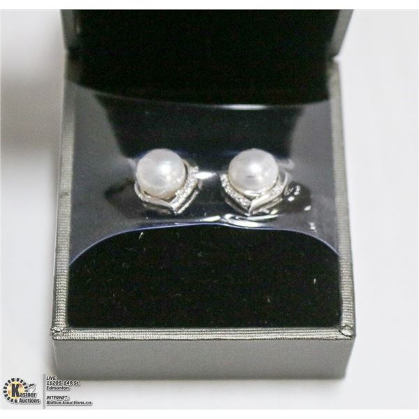 FRESHWATER PEARL EARRINGS