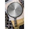Image 1 : NEW 10" PRE-SEASONED ROUND CAST IRON PAN