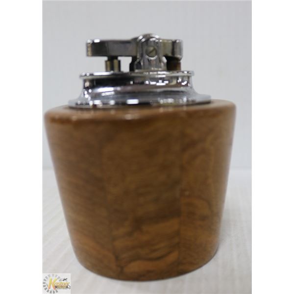 1960'S ROLSTAR SOLID WOOD CARVED LIGHTER