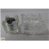 Image 1 : GLASS ASHTRAY WITH GLASS LIGHTER MATCHING SET