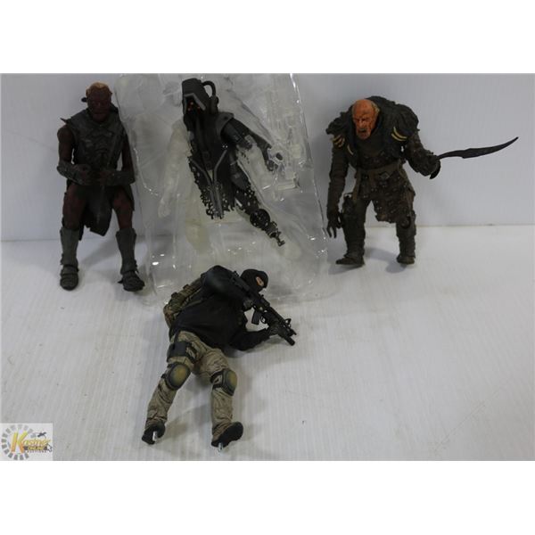 LORD OF THE RINGS PLUS OTHERS COLLECTIBLE LOT
