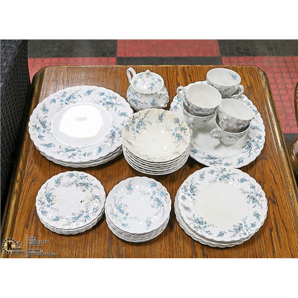 SOUND OF MUSIC DISH SET