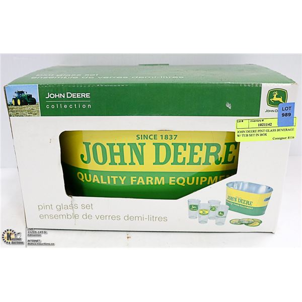 JOHN DEERE PINT GLASS BEVERAGE W/ TUB SET IN BOX