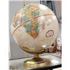 Image 1 : VINTAGE DESK GLOBE
