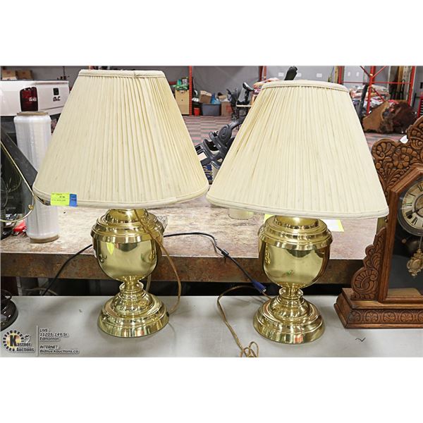 SET OF 2 BRASS LAMPS