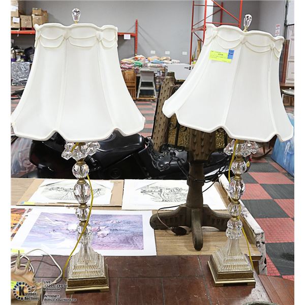 LOT OF 2 TABLE LAMPS CRYSTALS GLASS STEM