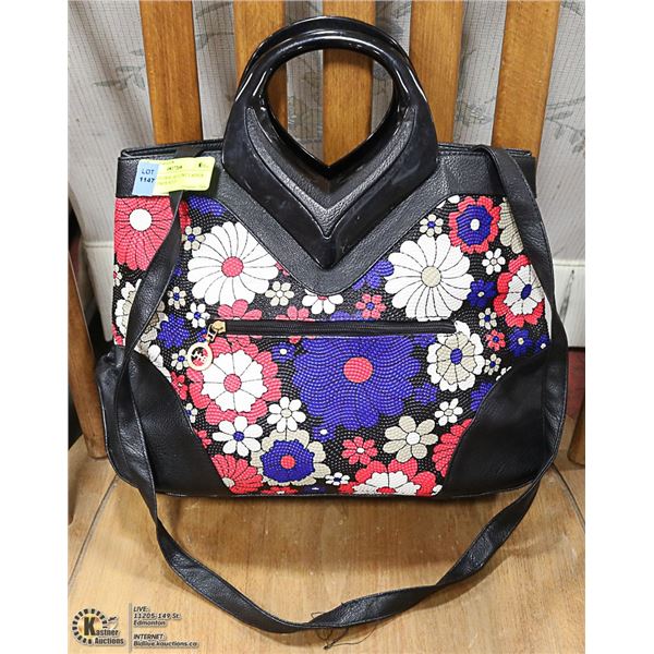 BEADED FLORAL ACCENT LADIES PURSE, COMES WITH