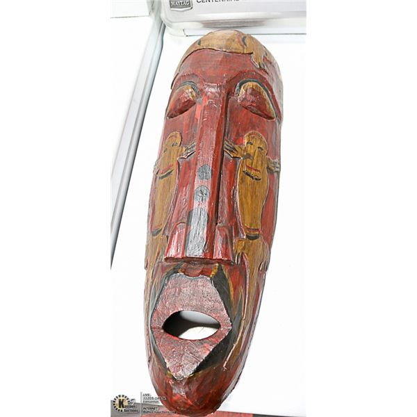 WOOD INDONESIAN FACE MASK WALL HANGING