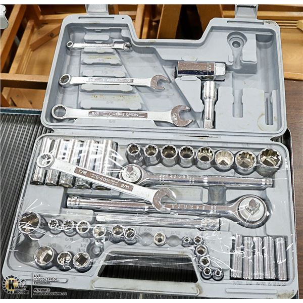 SEARS CRAFTSMAN TOOL SET WITH CASE